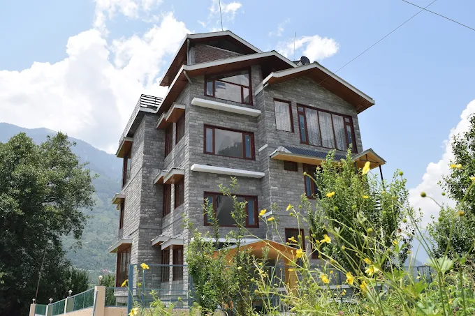 Best Resort in Manali